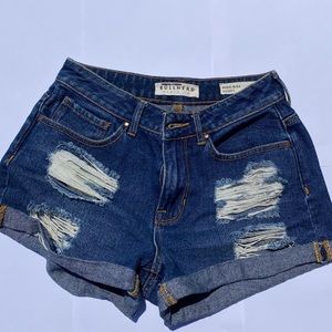 Super cute dark wash jean shorts